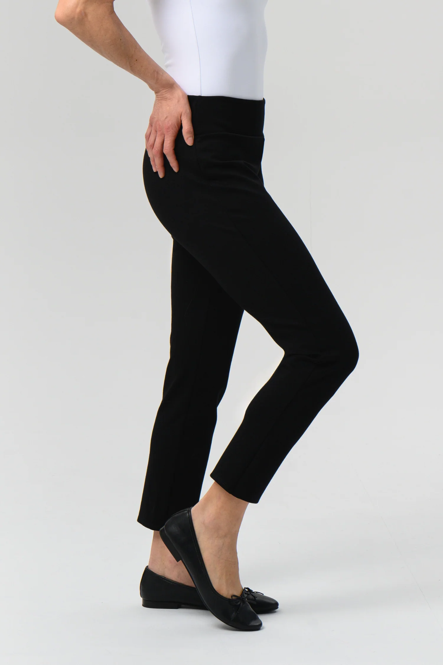 Aro Travel Pant - Image 4