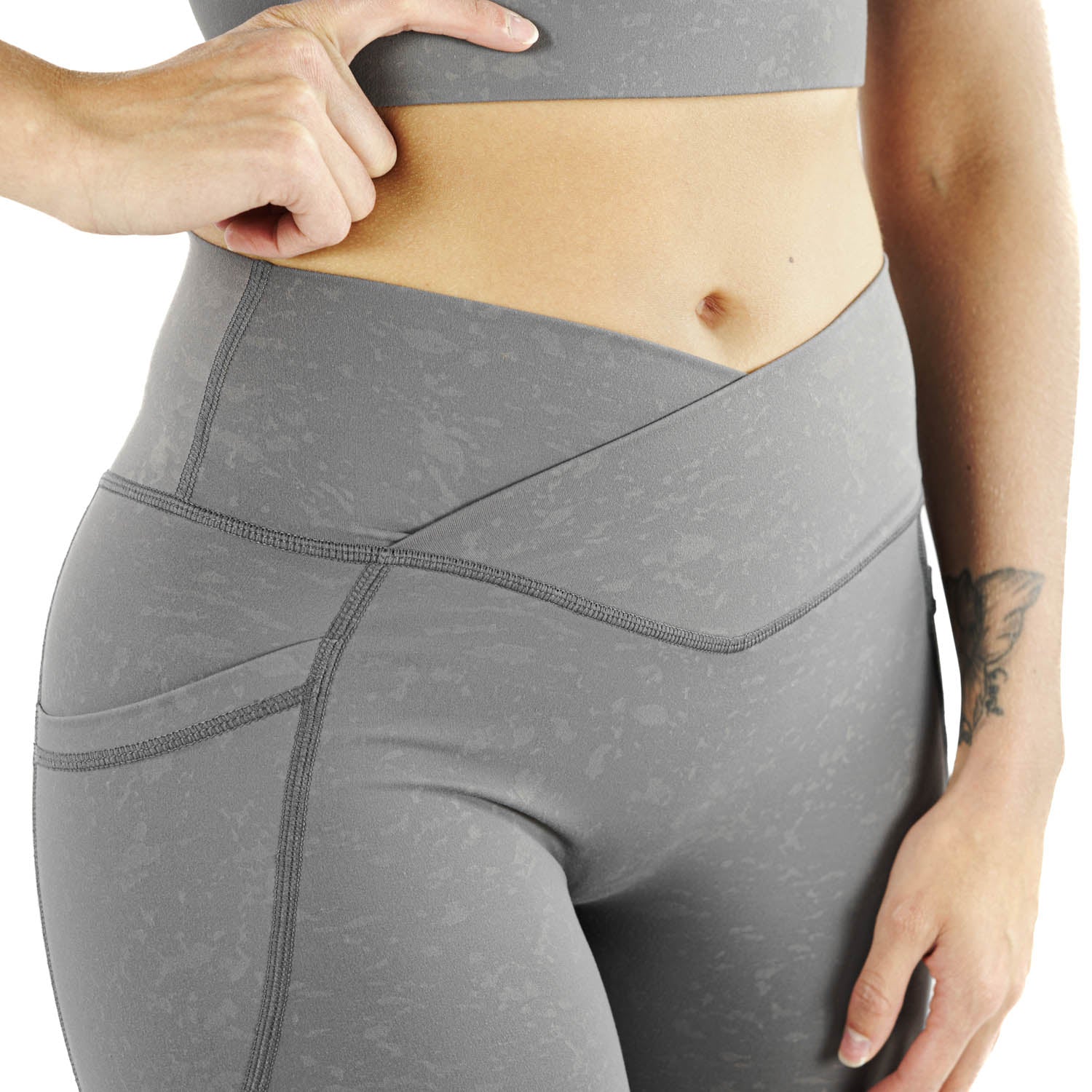 Carbon Shorts Cloud (5") - Image 6