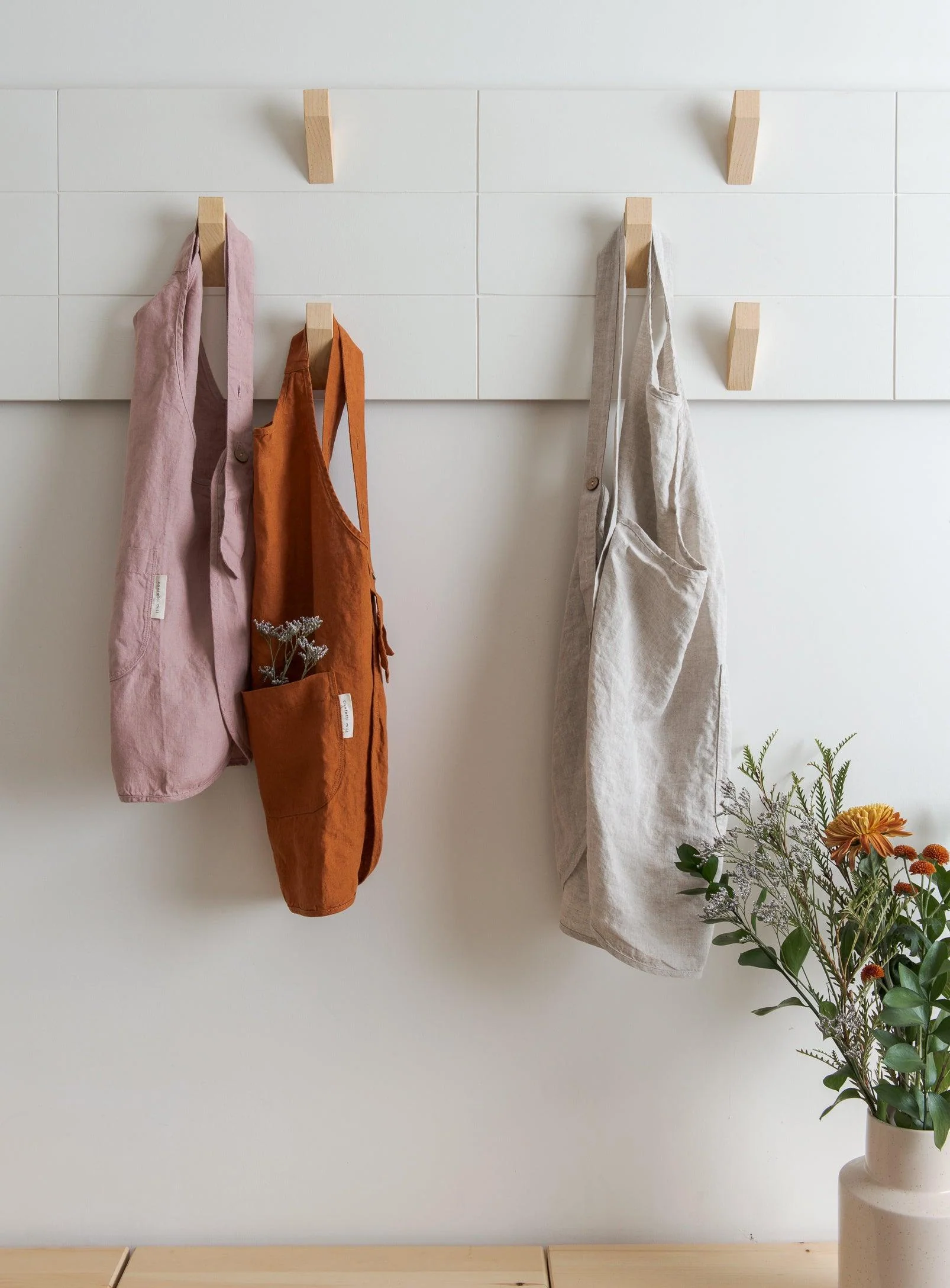 Linen Apron - Oat - Image 11